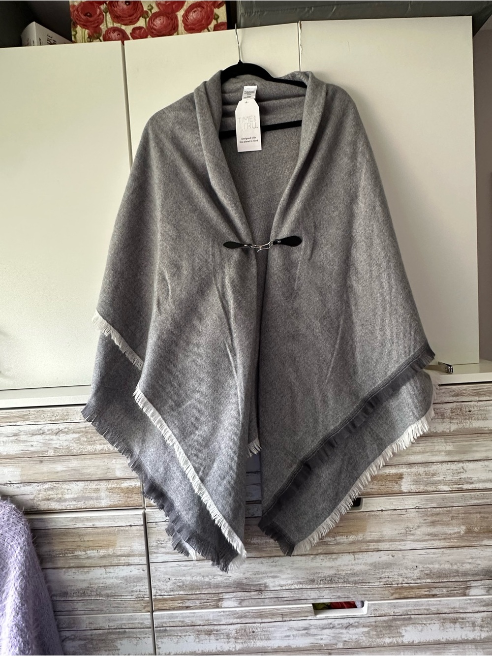 🩶 Time and Tru Gray Toggle Poncho Shawl Wrap NWT L/XL